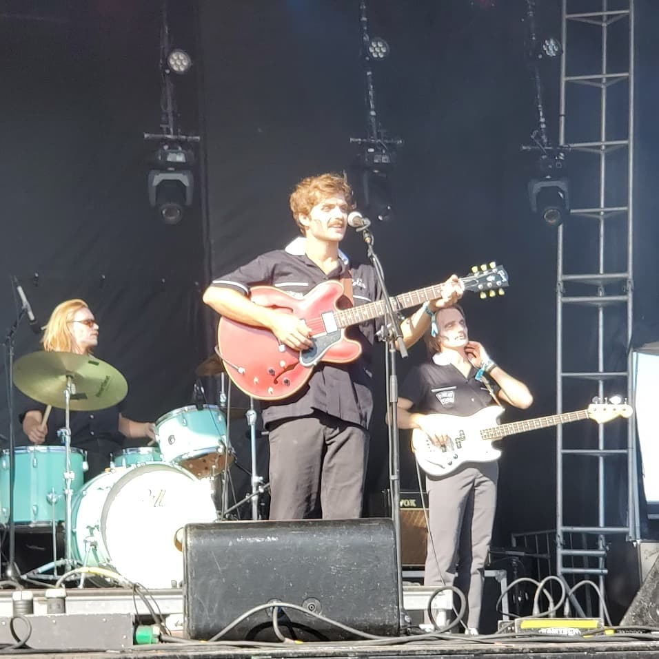 73073222_414763719215113_5024775530575036416_n