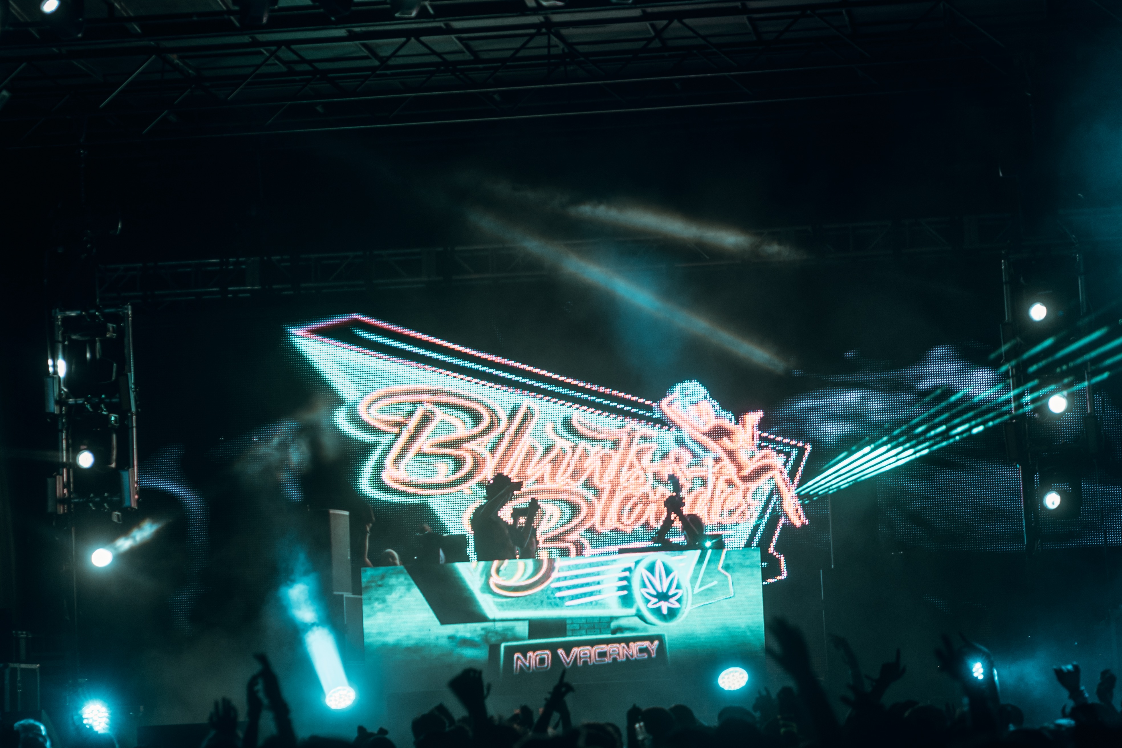 bluntsblondes featured